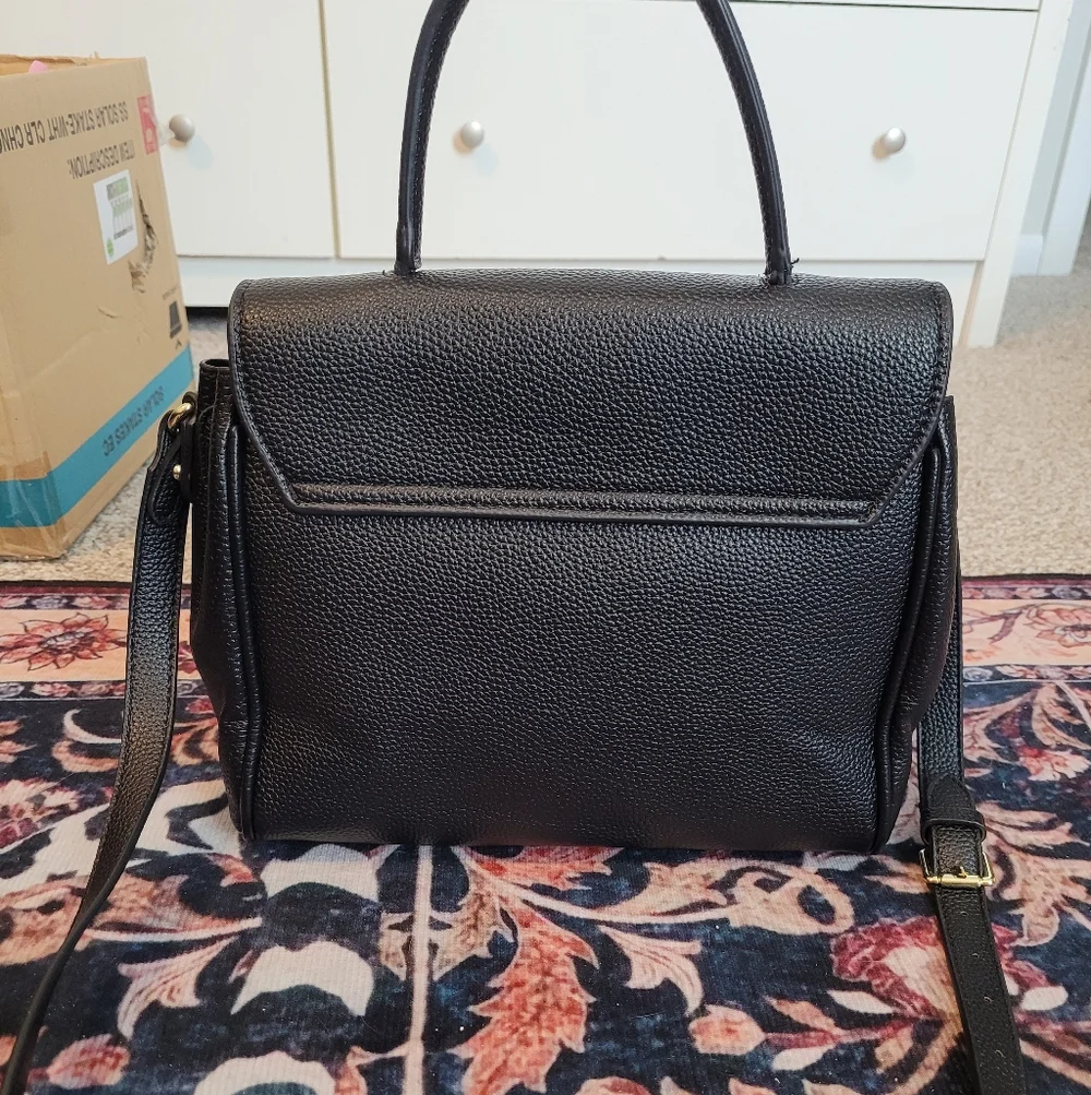 V Designer Satchel Bag Purse with Gold Medusa Head - Picture 6 of 9